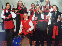 Występ kapeli "Kujawioki" w sanatorium w Wieńcu.