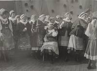 "Wesele kujawskie" (scena oczepin), wystawia Zespół Regionalny "Kujawy"